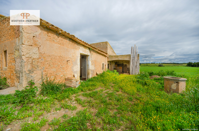 Historische Finca in schöner ruhiger Lage - mit Projekt auf Mallorca