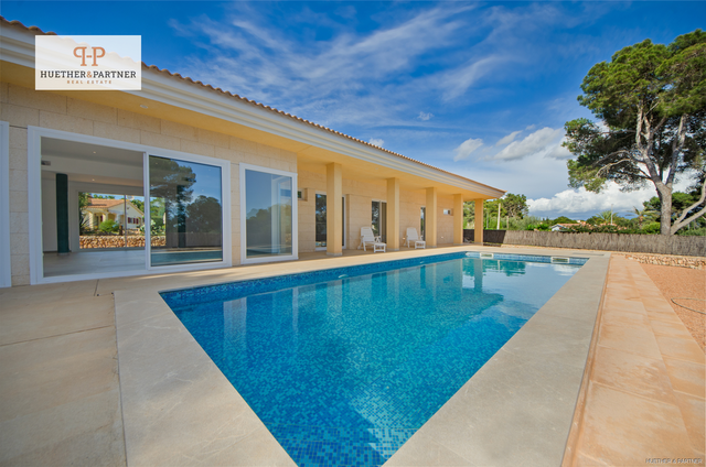 NEUBAU, ruhige Lage,  2 Minuten von der Küste auf Mallorca mit Pool und noch veränderbar auf Wunsch