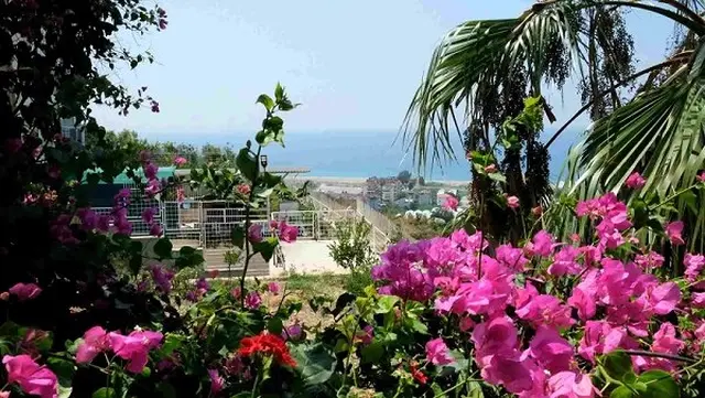 Türkei, Alanya, Demitas. Solide 5 Zimmer Villa mit Meerblick.703