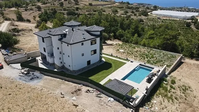 Türkei, Alanya, Incekum. 1000 m² Grundstück. 11 Zi. Smart Villa. 754