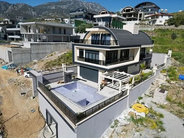 Türkei, Alanya. Luxuriös möbl. 5 Zi. Villa, Meerblick, 987