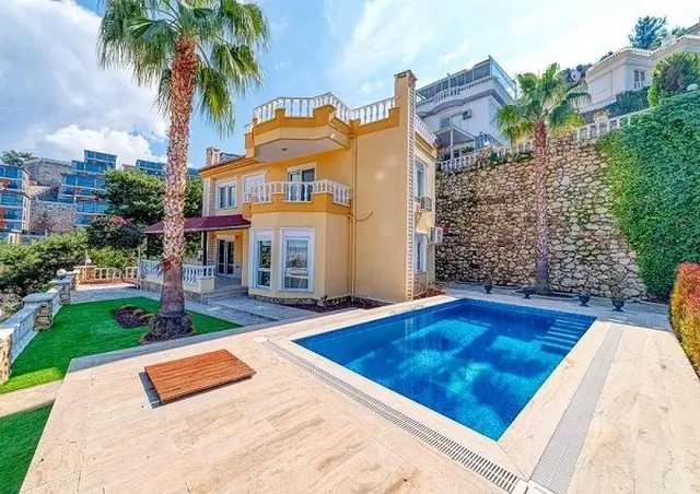 Türkei, Alanya. 5 Zi. Villa, möbliert, Sauna, Jacuzzi, Pool. 991