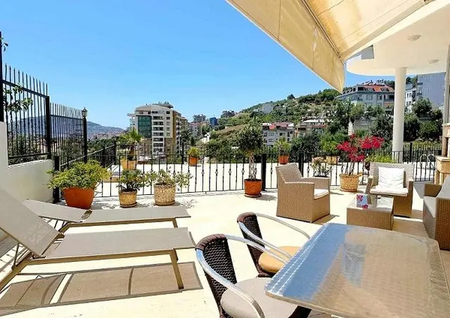 Türkei, Alanya. 4 Zi. Wohn., große Terrasse, Pool. 1003