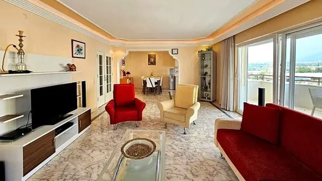 1049- Türkei, Alanya. Möbl. 3 Zi. Wohnung in Meeres Nähe.
