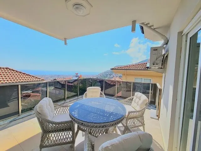 1085 Renovierte 3 Zimmer Villa mit Meerblick, Alanya Bektas.