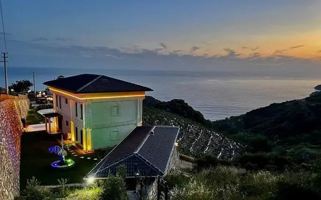1097 Exquisite 4 Zimmer Luxusvilla mit Meerblick in Gazipasa