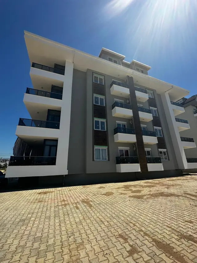 2+1 Wohnung , Alanya - Oba,  in herrlich ruhiger Lage, mit Blick in die Natur !!