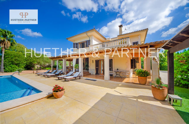 Finca mit Ferienvermietungslizenz und ertragreicher Avocadoplantage in der Nähe Palma de Mallorca