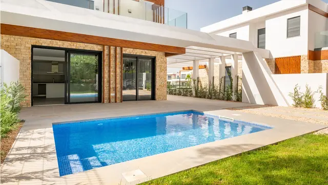 Wohnen, wo Mallorca am schönsten ist – Schlüsselfertige Doppelhaushälften in Cala Ratjada!