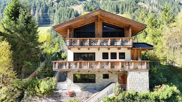 Haus mit Einliegerwohnung im Bergsteigerdorf Ginzling