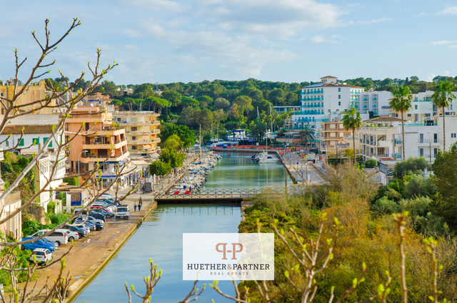 Hafen-und Strandnähe - 3-Zimmerwohnung im Zentrum von Porto Cristo mit Balkon