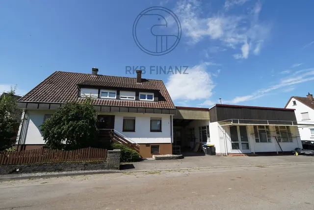 Wohnen & Arbeiten, Wohnhaus 143 m², Werkstatt + Lagerraum 272 m²