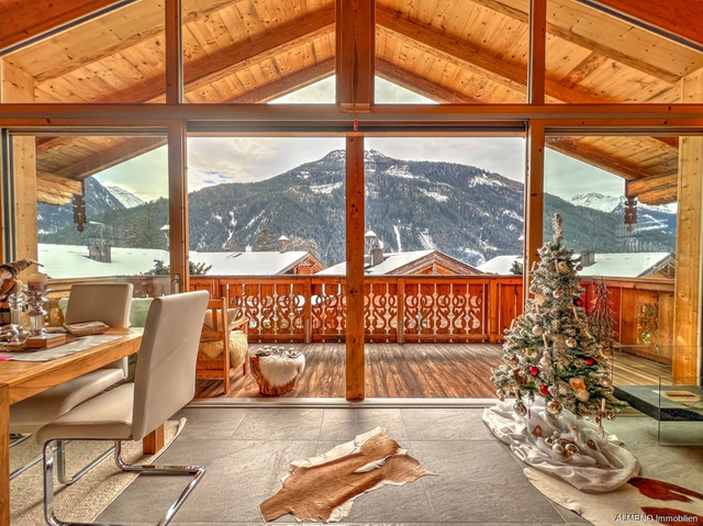 Chalet mit Weitblick und Rendite in Neukirchen am Großvenediger mit touristischer Widmung 5 Schlafzimmer 4 Bäder